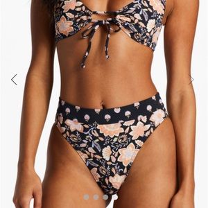 NWT Billabong Hide Away Hippie Bikini bottoms